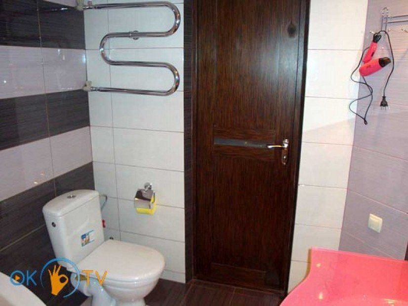 Аренда двухкомнатной квартиры посуточно в Херсоне фото 10