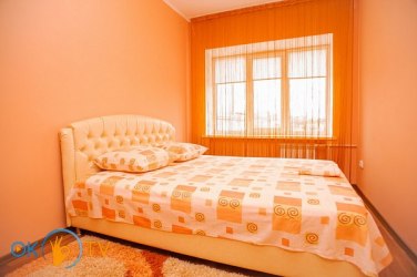 квартира подобово - Черкаси, Центр, вул. Остафія Дашковича, 30
