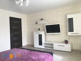 квартира подобово - Луцьк, Центр, вул. Липинського, 9