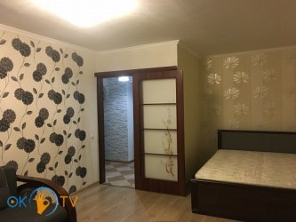 квартира подобово - Луцьк, вул. Конякіна, 37а