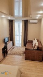 квартира подобово - Луцьк, Центр, вул. Рівненська, 25 в