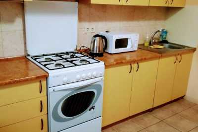 квартира посуточно - Ровно, Центр, ул. Небесной Сотни , 66 - фото 2