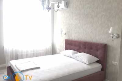 квартира                            посуточно - Киев, Голосеевский район, ул. Юношеская, 1