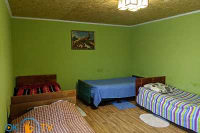 комната                            посуточно - Григоровка, ул. Молодёжная, 11