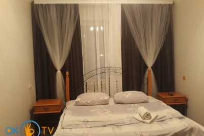 квартира                            посуточно - Ужгород, Центр, ул. Мукачевская, 4