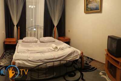 квартира посуточно - Белая Церковь, ул. Ярослава Мудрого, 44 - фото 2