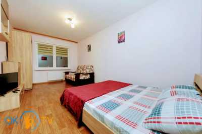 квартира посуточно - Киев, Дарницкий район, ул. Софьи Русовой, 5Б - фото 1