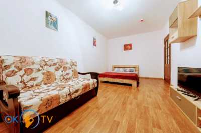 квартира                            посуточно - Киев, Дарницкий район, ул. Софьи Русовой, 5Б