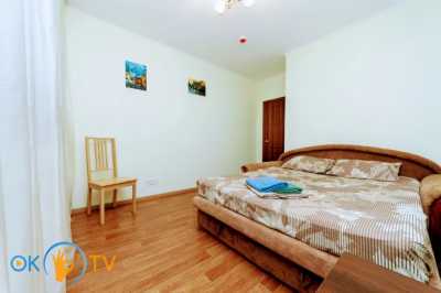 квартира посуточно - Киев, Дарницкий район, ул. Софьи Русовой, 5Б - фото 3