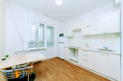 квартира посуточно - Киев, Дарницкий район, ул. Софьи Русовой, 5Б - фото 4