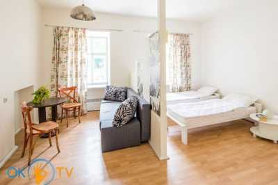 квартира посуточно - Львов, Галицкий район, ул. Арсенальная, 4 - фото 2