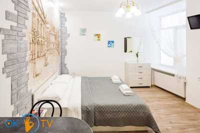 квартира                            посуточно - Львов, Галицкий район, ул. Богдана Хмельницкого, 35