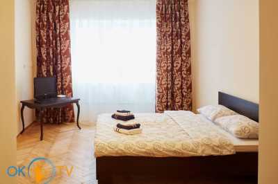 квартира посуточно - Львов, Галицкий район, ул. Братьев Рогатинцев,  15 - фото 4