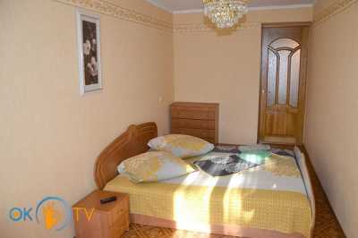 квартира                            подобово - Херсон, Суворовський район, просп. Ушакова, 64