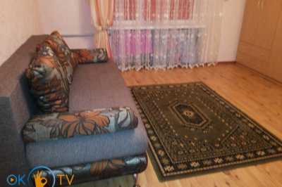 квартира                            посуточно - Луцк, Центр, просп. Соборности, 14