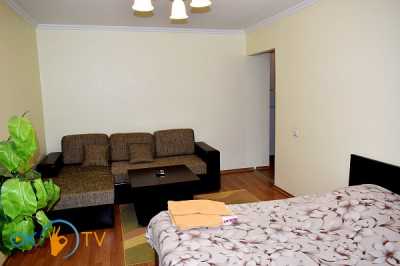 квартира посуточно - Ровно, Центр, ул. Крушельницкой, 73 - фото 4