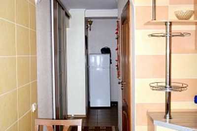 квартира посуточно - Ровно, Центр, ул. Крушельницкой, 73 - фото 9