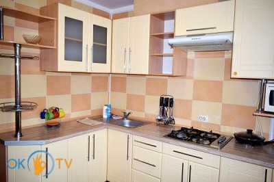 квартира посуточно - Ровно, Центр, ул. Крушельницкой, 73 - фото 7