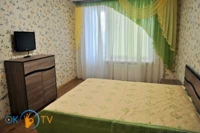 квартира подобово - Кам'янець-Подільський, Центр, вул. Драгоманова, 12 - фото 2