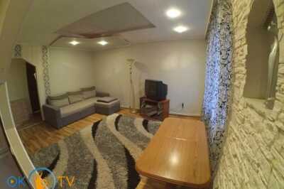 квартира посуточно - Ужгород, Центр, ул. Тихого, 15 - фото 2