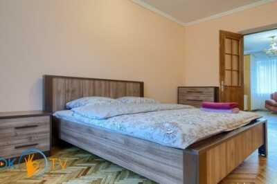 квартира посуточно - Киев, Деснянский район, ул. Маршала Жукова, 15/13 - фото 2