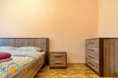 квартира посуточно - Киев, Деснянский район, ул. Маршала Жукова, 15/13 - фото 1