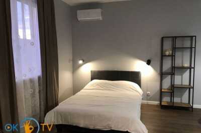 квартира посуточно - Киев, Голосеевский район, ул. Березовая, 46 - фото 1