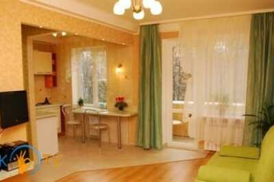 квартира посуточно - Киев, Печерский район, бульв. Марии Приймаченко, 8 - фото 1