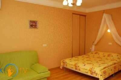 квартира                            посуточно - Киев, Печерский район, бульв. Марии Приймаченко, 8