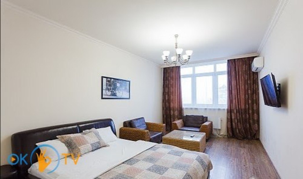 Двухкомнатная квартира посуточно в Киеве с двумя спальнями фото 3