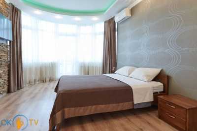 квартира посуточно - Киев, Шевченковский район, ул. Черновола, 27 - фото 2