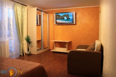 квартира посуточно - Черновцы, ул. Комарова, 23-25