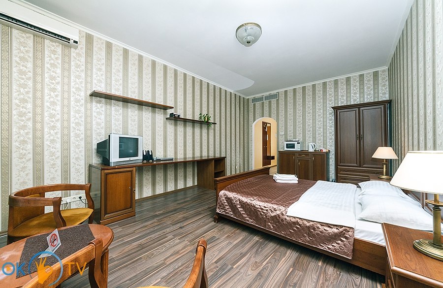 Однокомнатная квартира гостиничного типа в центре Киева фото 3