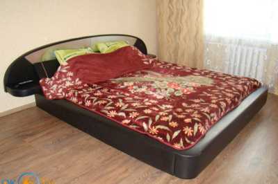 квартира                            посуточно - Чернигов, Центр, ул. Пятницкая, 36