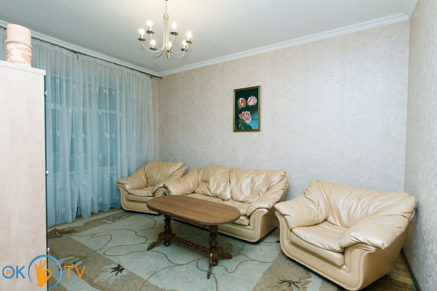 Уютная трехкомнатная квартира в самом центре Киева  фото 4
