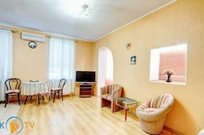 квартира                            посуточно - Одесса, Приморский район, просп. Александровский, 5