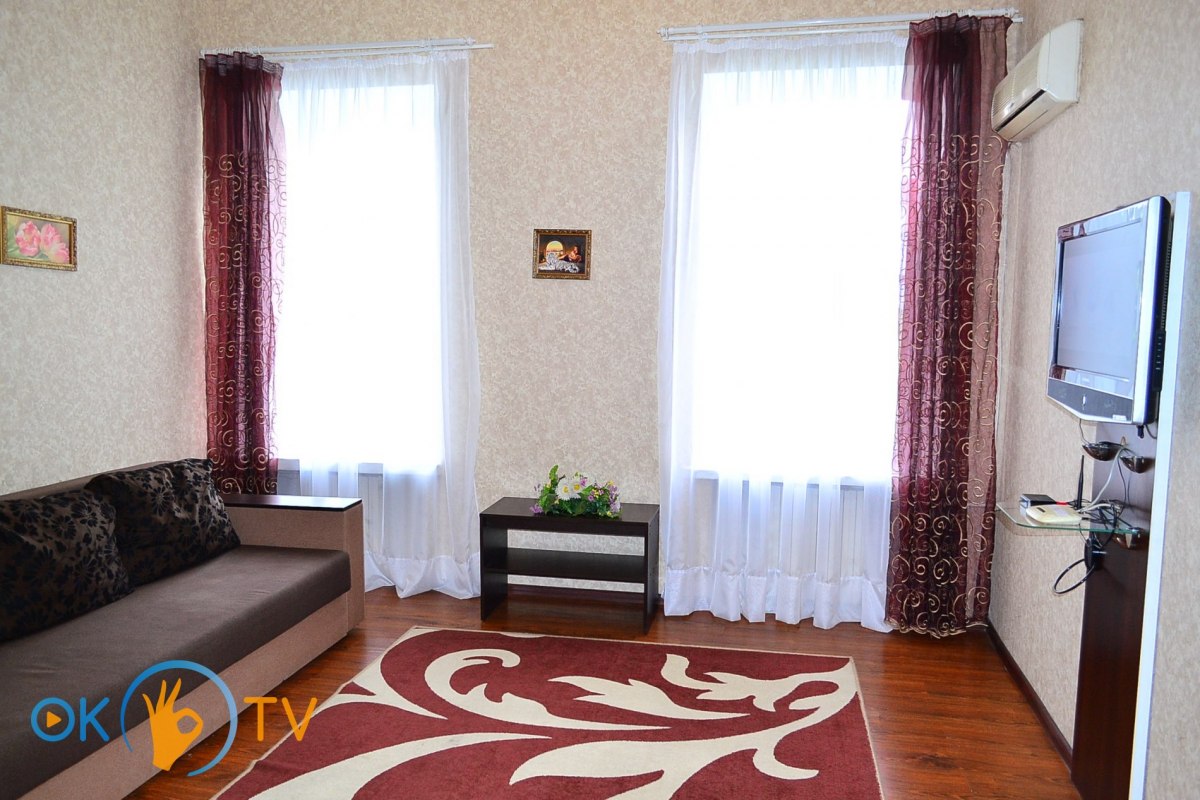 Двухкомнатная квартира в центре Днепропетровска фото 3
