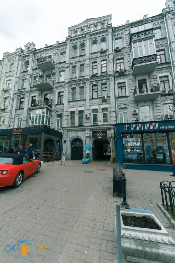 Двухкомнатная квартира с сауной в Киеве посуточно, центр фото 10