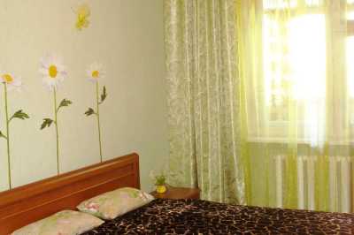 квартира посуточно - Бердянск, Центр, просп. Восточный, 232 - фото 1