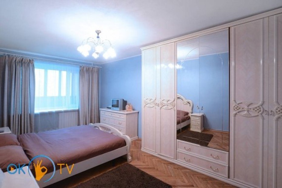 Двухкомнатная квартира возле Дворца Украина фото 2