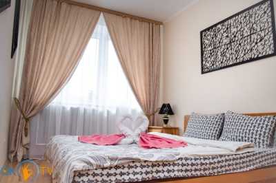 квартира посуточно - Ровно, Центр, бульв. Независимости, 1 - фото 6