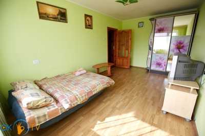 квартира посуточно - Ровно, ул. Киевская, 81 - фото 2