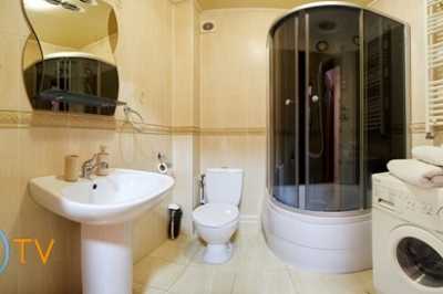 квартира посуточно - Ровно, ул. Веденская, 41 - фото 2