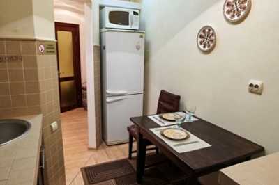 квартира посуточно - Ровно, Центр, ул. Петлюры, 25 - фото 5