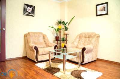 квартира посуточно - Днепр (Днепропетровск), Соборный район, ул. Жуковского, 4а - фото 2