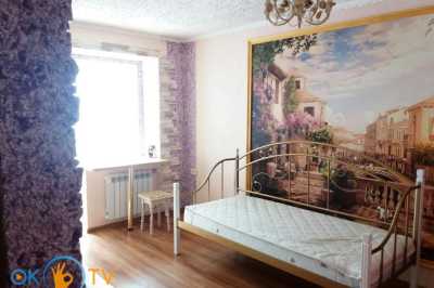 квартира посуточно - Полтава, Шевченковский район, ул. Европейская, 90 - фото 1