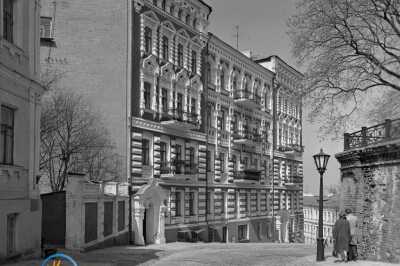 квартира посуточно - Львов, Галицкий район, ул. Братьев Михно, 8 - фото 1