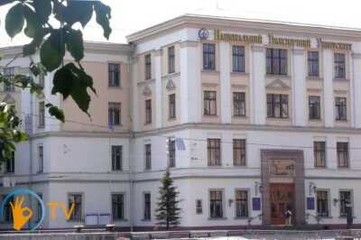 квартира                            посуточно - Львов, Галицкий район, ул. Братьев Михно, 8