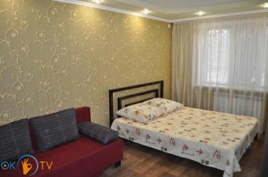 квартира посуточно - Мариуполь, Центральный район, просп. Мира, 84