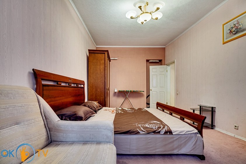 Квартира в центре Киева на Прорезной фото 2